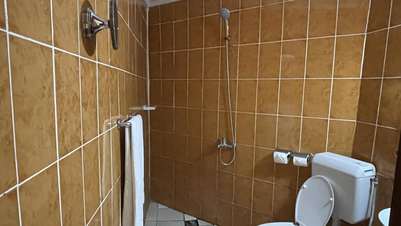 Hotel Les Polygones Kribi Eksteriør bilde